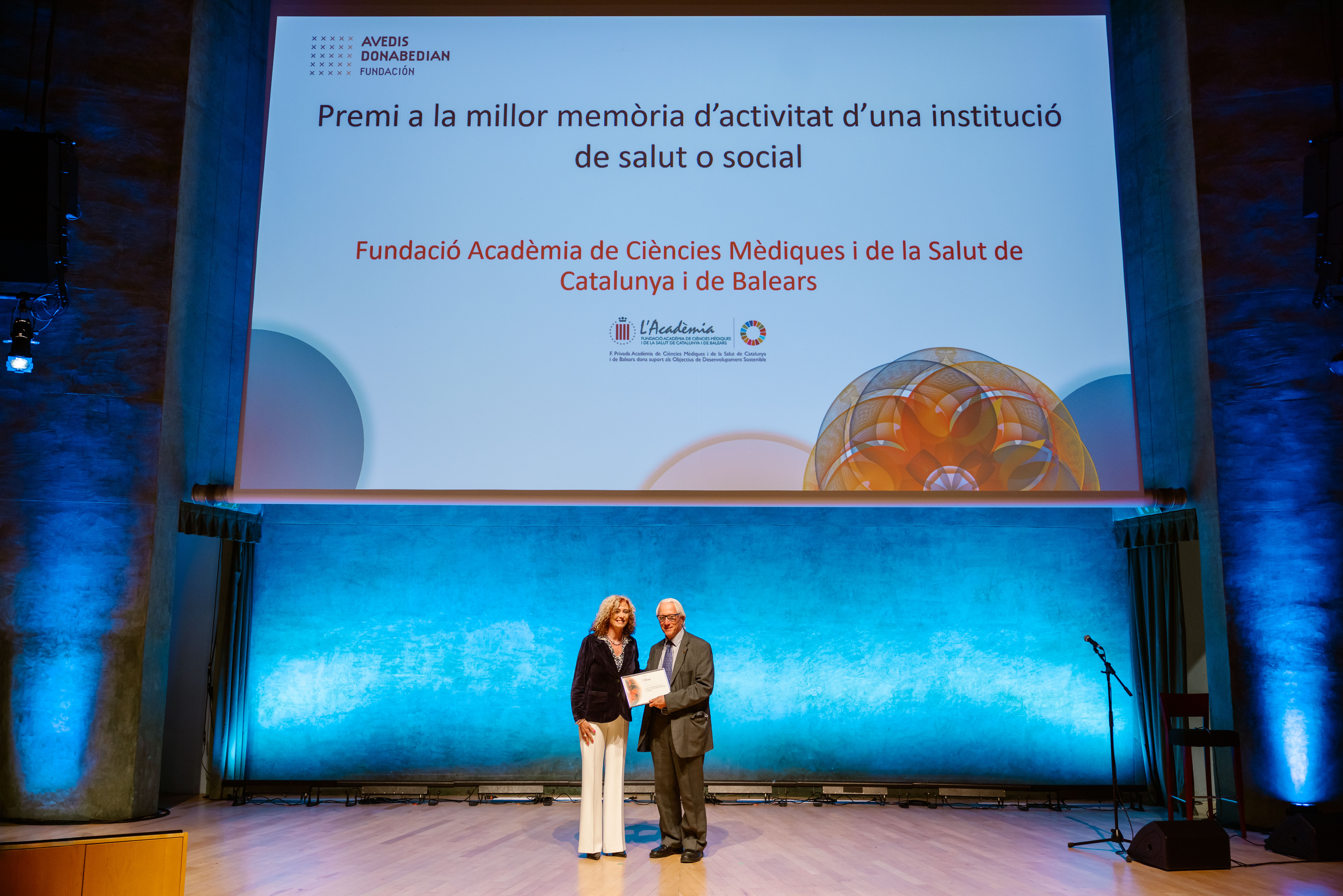 Realització de l’estudi de fidelització de les “Noves generacions” que s’incorporen a l’Acadèmia